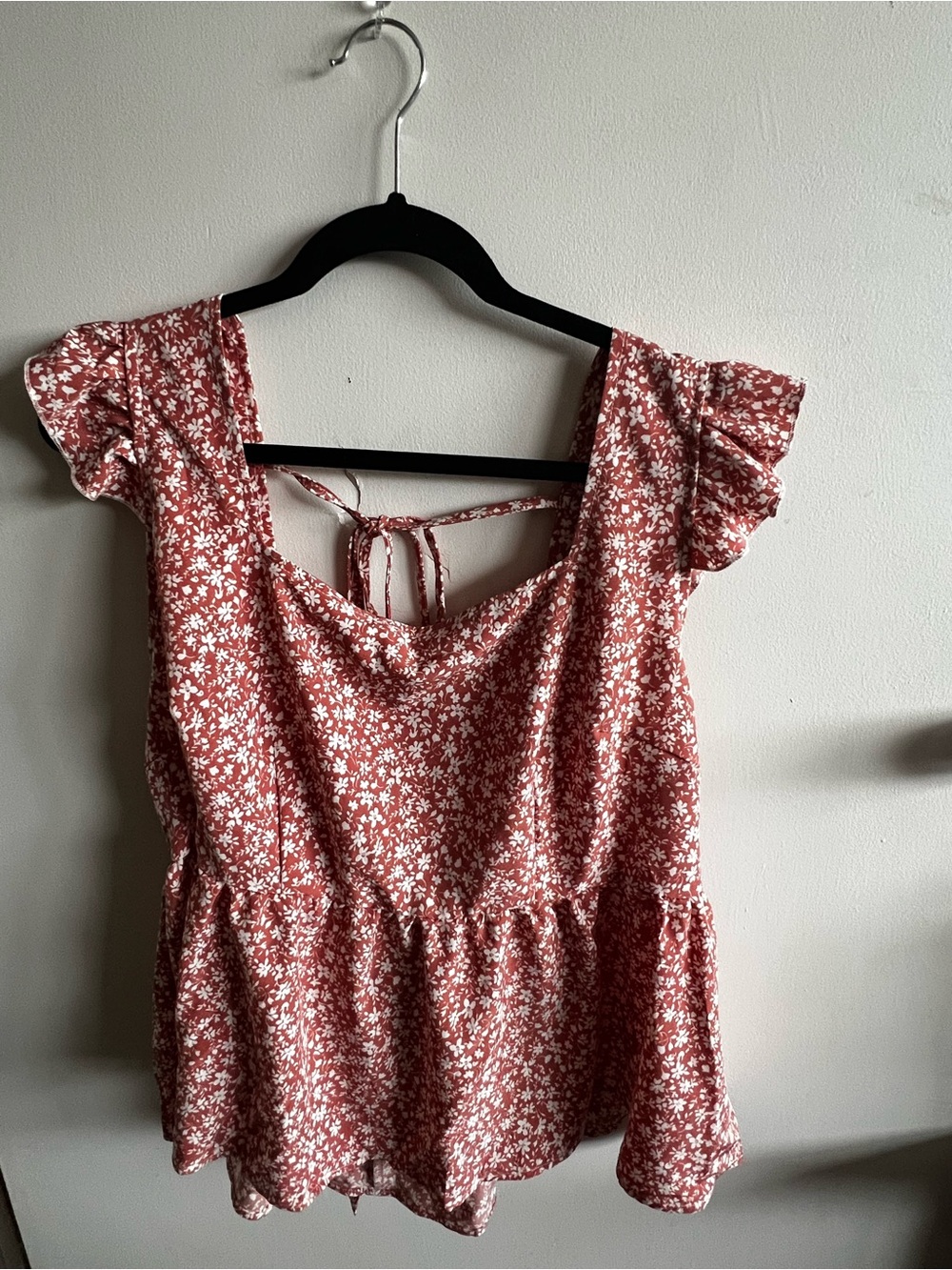 SHEIN Dusty Rose Floral Wrap Top